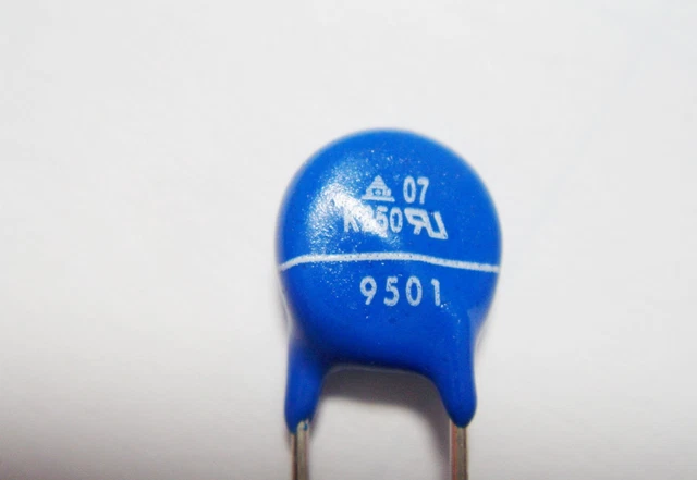 S07K250 Varistor W Termistore 250V 7A Epcos #21-1091