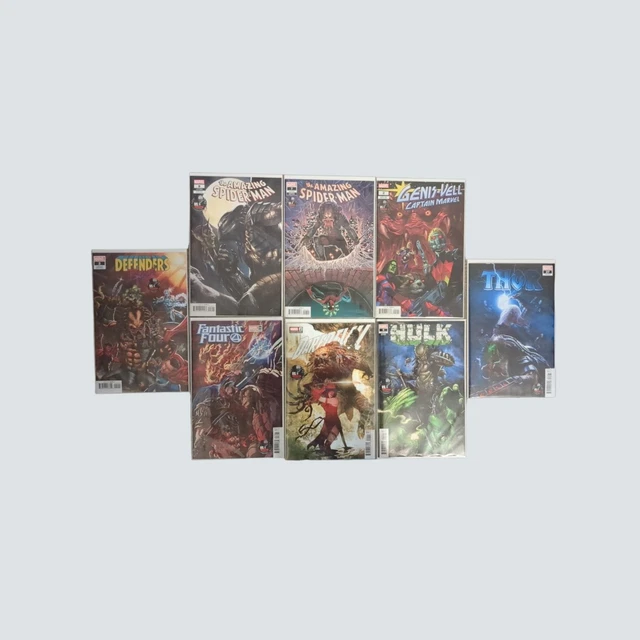 Huge VS. Predator Variant Comic Lot (9 Comics)