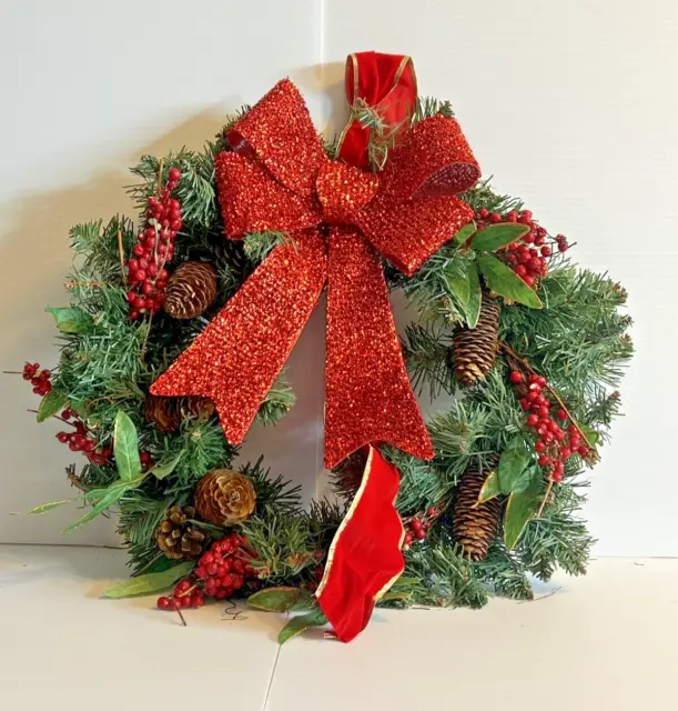 Beautiful Large 18” Christmas Door Wreath Pine Cones Poinsettias Holly Berries .