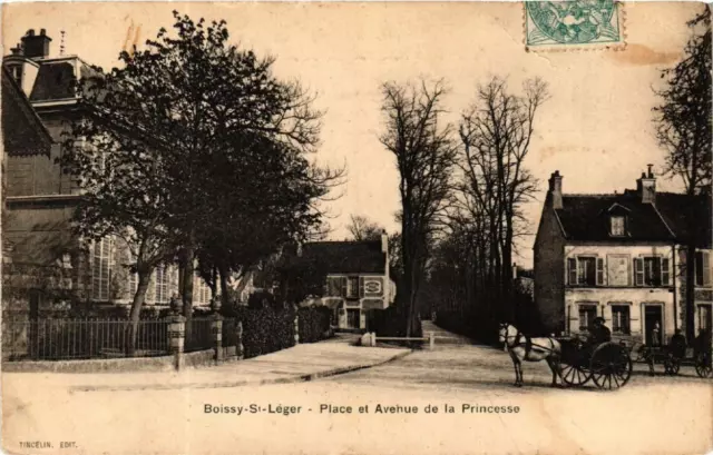 CPA BOISSY-SAINT-LEGER Place et Avenue de la Princesse (600258)