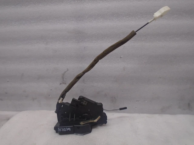 1999-2000 BMW 323i E46 Rear Left Driver Side Lock Latch Actuator OEM DK710291