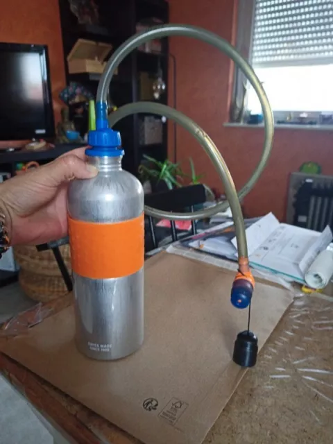 Ensemble gourde SIGG et concept d'hydratation camelbak