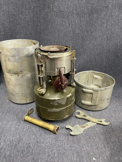 Vintage M1950 US Military Coleman Single Burner Stove Rogers Akron Ohio 1963