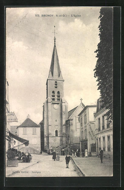 CPA Brunoy, l´Église et la Pharmacie 1910