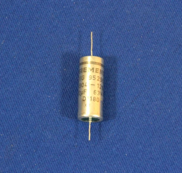 AUDIO CAPACITOR 10uF 63V MKT SIEMENS /#G W2D 7599
