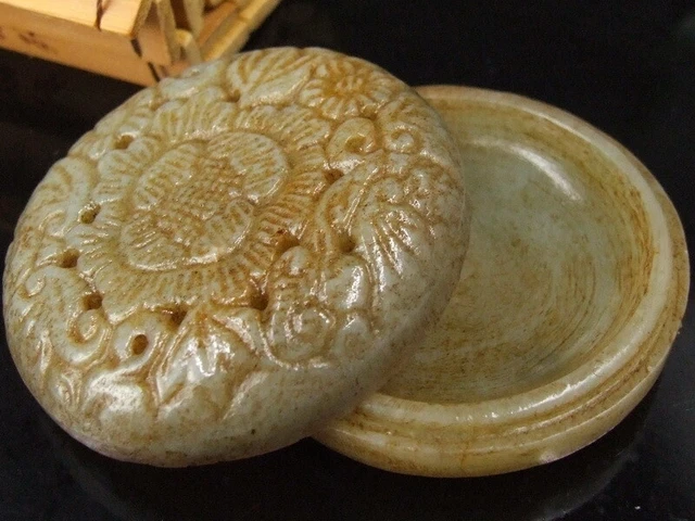 Antique Chinese Nephrite Celadon Hetian OLD Jade hollow Jewelry box Pendants