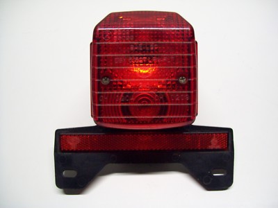 CEV FANALE CEV LUCE TARGA 583332 PIAGGIO 125 BEVERLY 2001-2007 