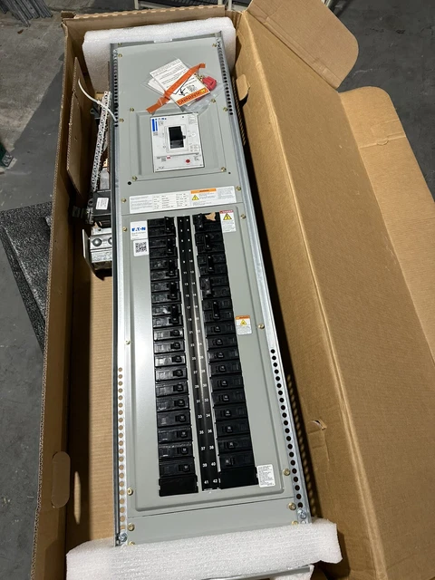 Eaton 3 Phase 300A Main Breaker 120/208V Panel board (PRL1) 42 circuit 400a Bus