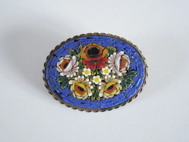 Broche Art Nouveau En Corne Blonde - Motif Clématites - Signée Style Bonté Elisabeth GIP - Occasion