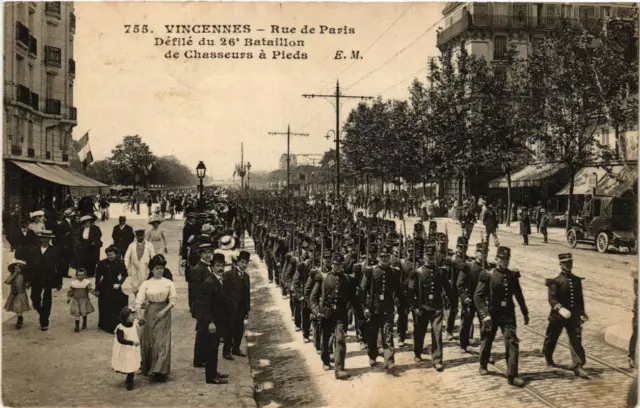 CPA AK VINCENNES Rue Paris Parade 26th Battalion Foot Hunters (672194)