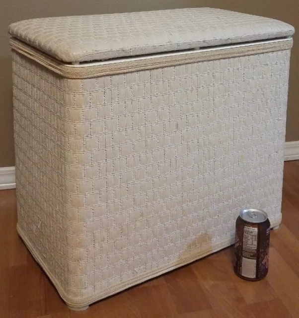 VINTAGE Cream RUBBERMAID LAUNDRY HAMPER BASKET With Lid #298A Heavy Duty