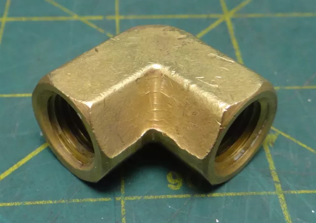 1/4" Female NPT 90° Brass Elbow Connector Pipe Fitting Adapter