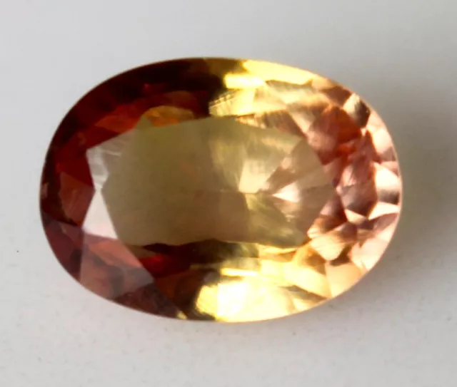 Saphir Padparadscha Orange à Jaune de 3,90 ct Taille Ovale - Certificat AGSL