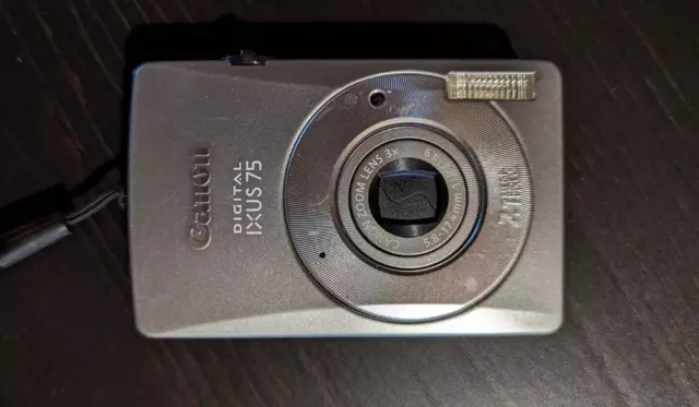Canon IXUS 800 IS 6.0 MP Digital Camera Ultracompact Silver FOR PARTS and  REPAIR