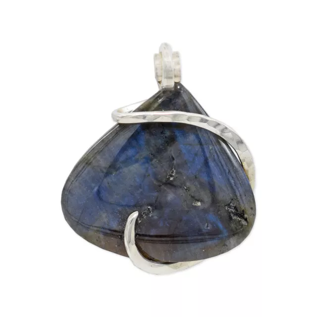 Labradorite Pendant Necklace by Stones Desire