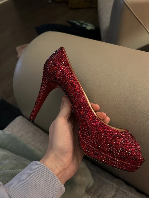 Tacchi louboutin borchie sale
