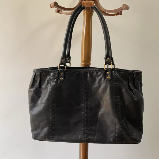 Lilla Lane Leather Handbag Tote Zip Top Multi Compartment Brass Hardware 2