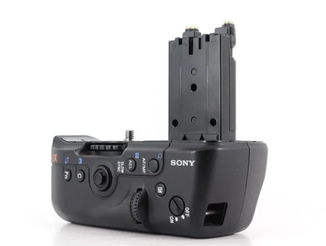 Sony VG-C70AM Vertical Grip for DSLR-A700