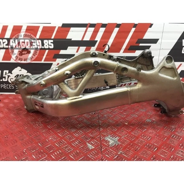 Rampe d'injecteurs Triumph 1050 Sprint ST 05-10 Rampe d'injecteurs Triumph 1050 Sprint ST 05-10