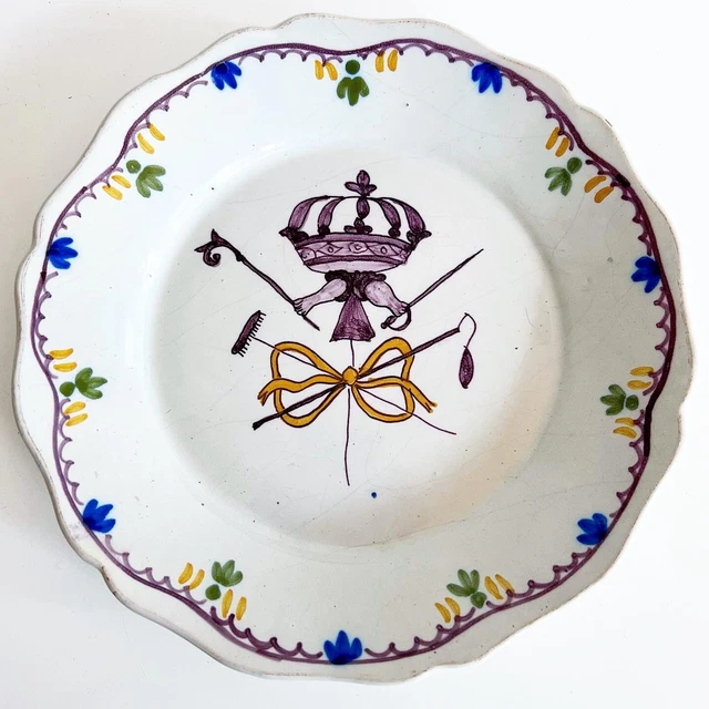Assiette En faience de Nevers décor révolutionnaire Couronne XVIIIe XIXe