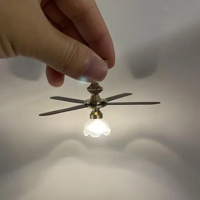1:12 Dollhouse Ceiling Lamp Miniature Battery Powered Fan Light Lighting LED