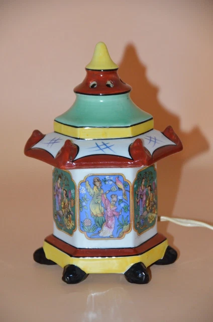 Sehr alter Rauchverzehrer - chinesische Pagode - Lampe - Porzellan - 50er Jahre