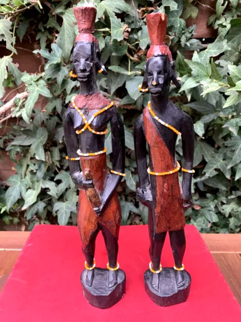 African Wood Figures (2 Items) Figuras De Madera Africanas