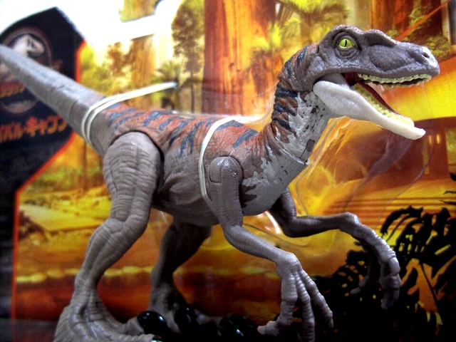 JOUET JURASSIC WORLD Camp Cretaceous Savage Strike Velociraptor Echo Jurassic Park EUR 55,61 