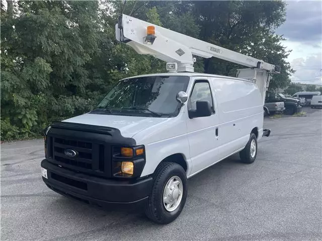 2008 Ford Econoline E350 BUCKET VAN Commercial