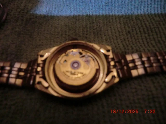 Montre Bracelet Suisse Ancienne - Automatique, 21 Rubis, Avec Date - état Proche Du Neuf
