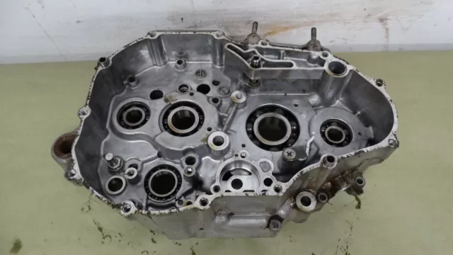 Suzuki LTZ400 z400 OEM right engine case, case half B81