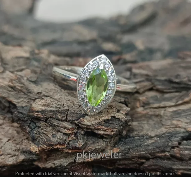 Anello in argento sterling 925 con peridoto naturale e zirconi cubici,...