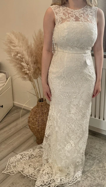 Chi chi london bridal premium lace maxi dress with fishtail in white top