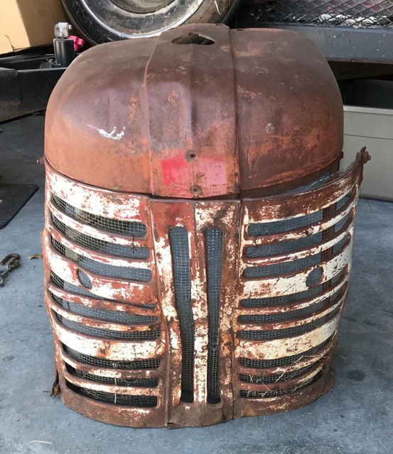 vintage Farmall 300 International Harvester IH Tractor Grille / Nose Cone