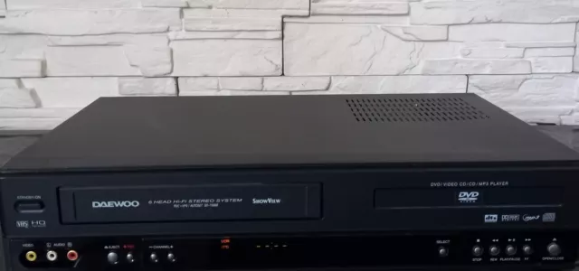 Daewoo SD-7500B DVD Player VHS Recorder Kombigerät ohne Fernbedienung