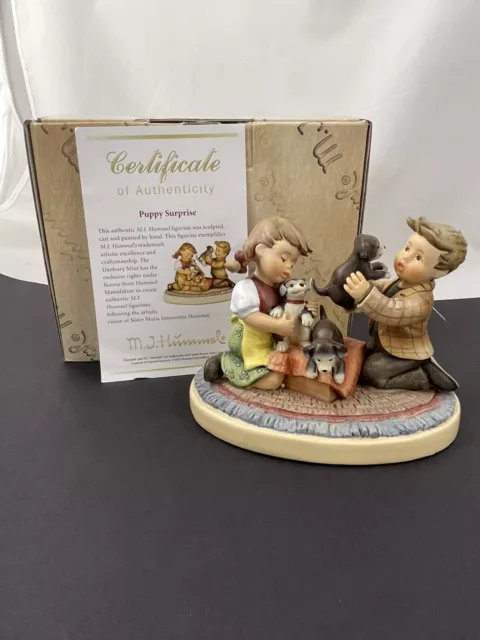 Hummel Puppy Surprise Figurine First Issue 2015 With Coa– Mint In The Box