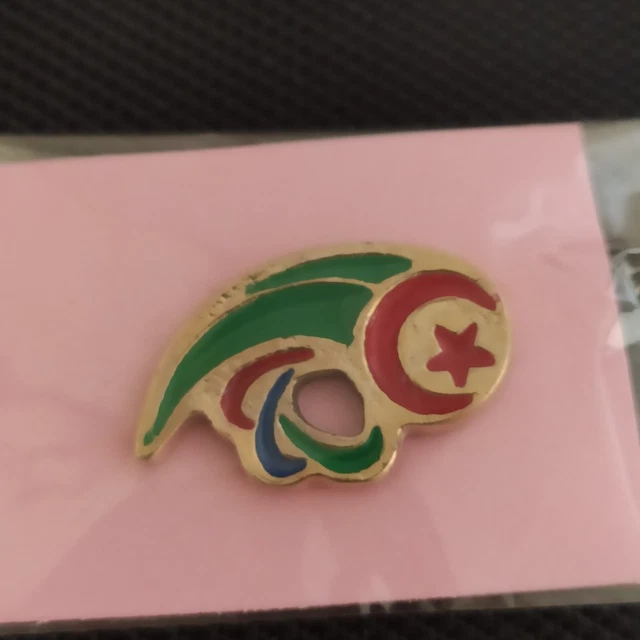 JO PARIS 2024 Olympic Paralympic Para Team Algeria Algérie NPC NOC pin
