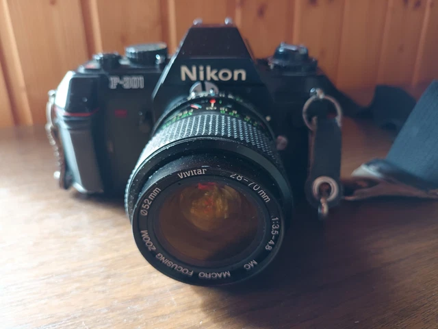 Spiegelreflexkamera analog  Nikon F301 mit 2 Objektiven