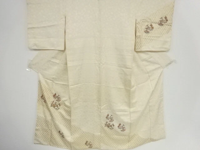 41853# Japanese Kimono / Antique Kimono / Embroidery / Floral Plants