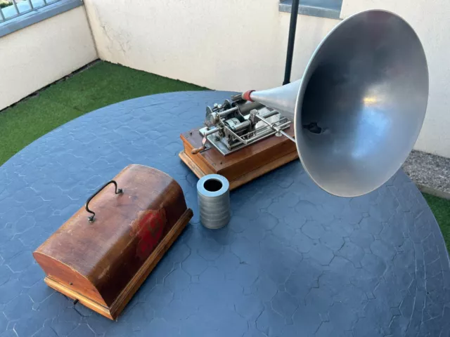phonographe à cylindres "je chante haut et clair"