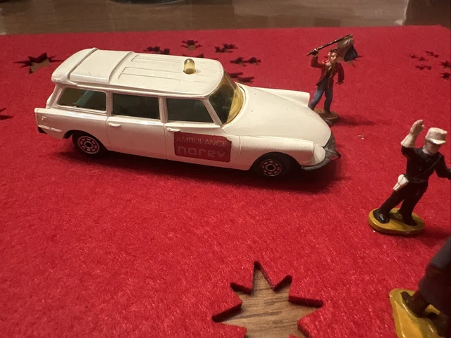 NOREV 181590 CITROËN DS Break 21 Blanc 1970 1/18 Voiture Miniature