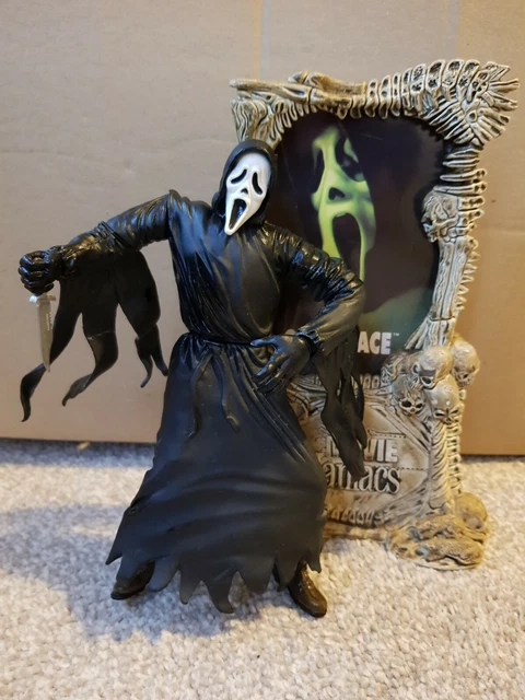 MCFARLANE MOVIE MANIACS Ghostface from Scream Horror Action Figure £22. ...