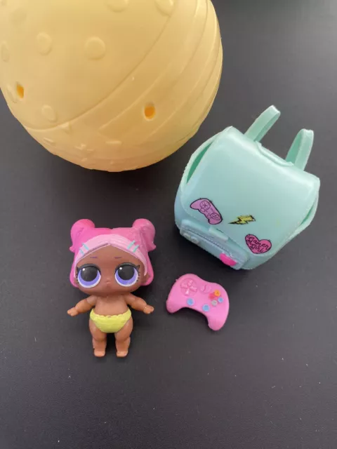 LOL SURPRISE V.R.Q.T. Doll Series 3 Wave 2 Confetti Pop lil