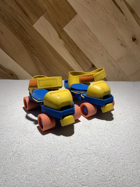 Caroma Adjustable Inline Roller Skate With Full Light Up LED Wheels