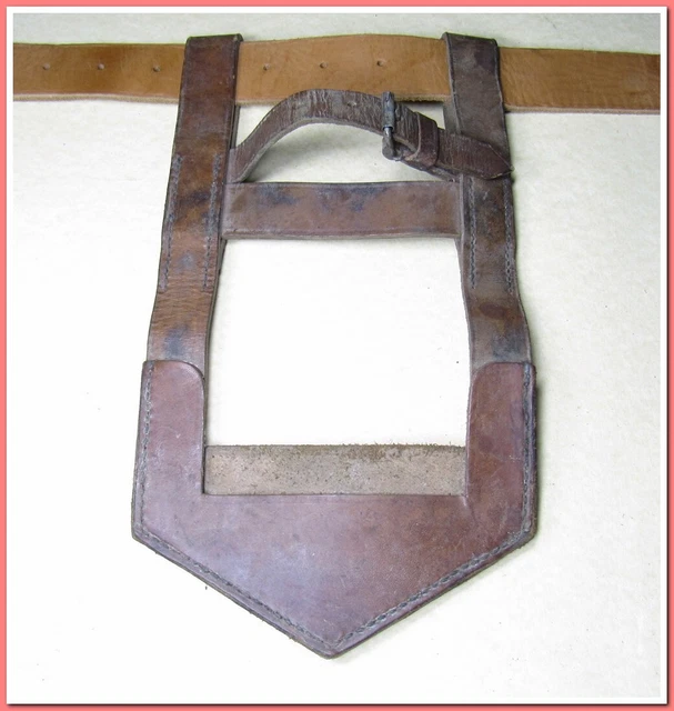 Porte-Pelle En Cuir Militaire Allemand - Seconde Guerre Mondiale 39-45 - Pièce Historique D'Occasion