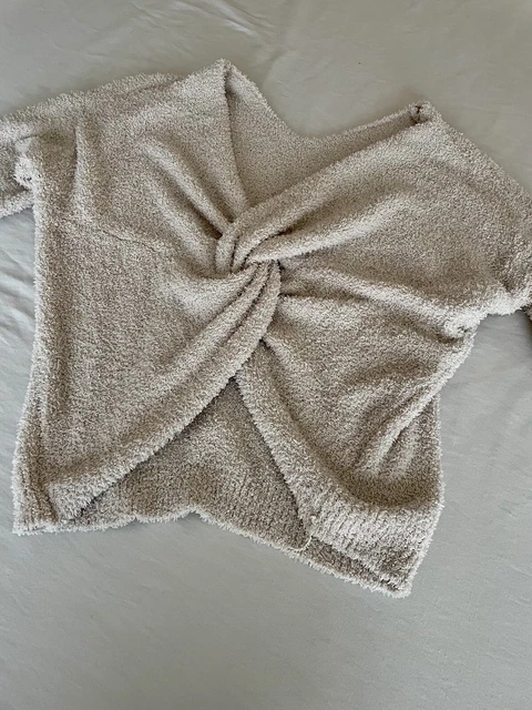 Main Strip Sweater Womens Medium White Twist Back Ribbed Knit