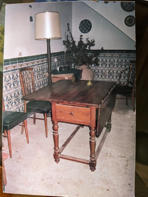 Mesa familiar Cuadrada