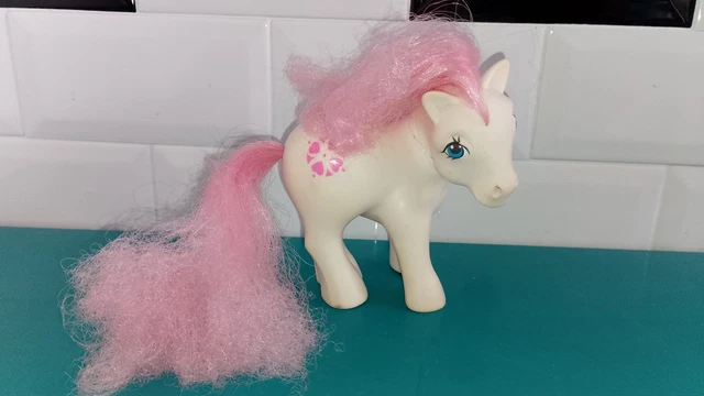 Figurine Mon Petit Poney Hasbro 1983 – Assis – Fabriqué En Italie – Rare
