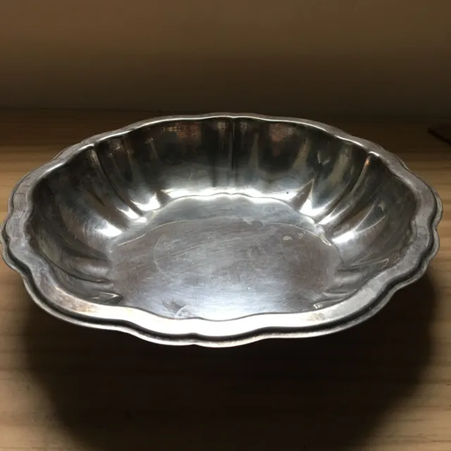 VTG 60s Silver plated Scalloped EDGE Serving Dish Bowl Art Nouveaux style 9.5"D