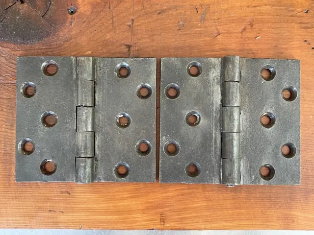 Pair of Vintage Antique Heavy Duty Plain DOOR HINGES Cast iron #1129